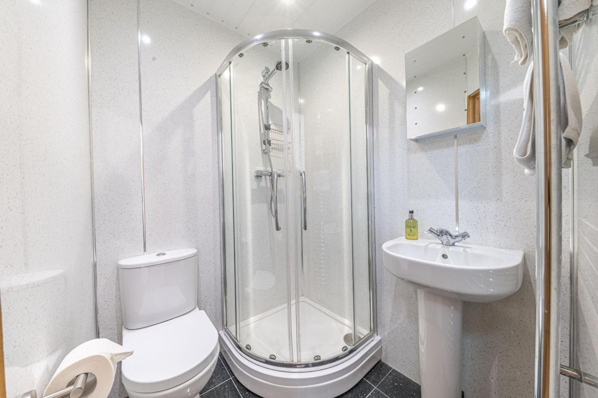 Cherry Garth Hot Tub Hire Available Кесвик Екстериор снимка